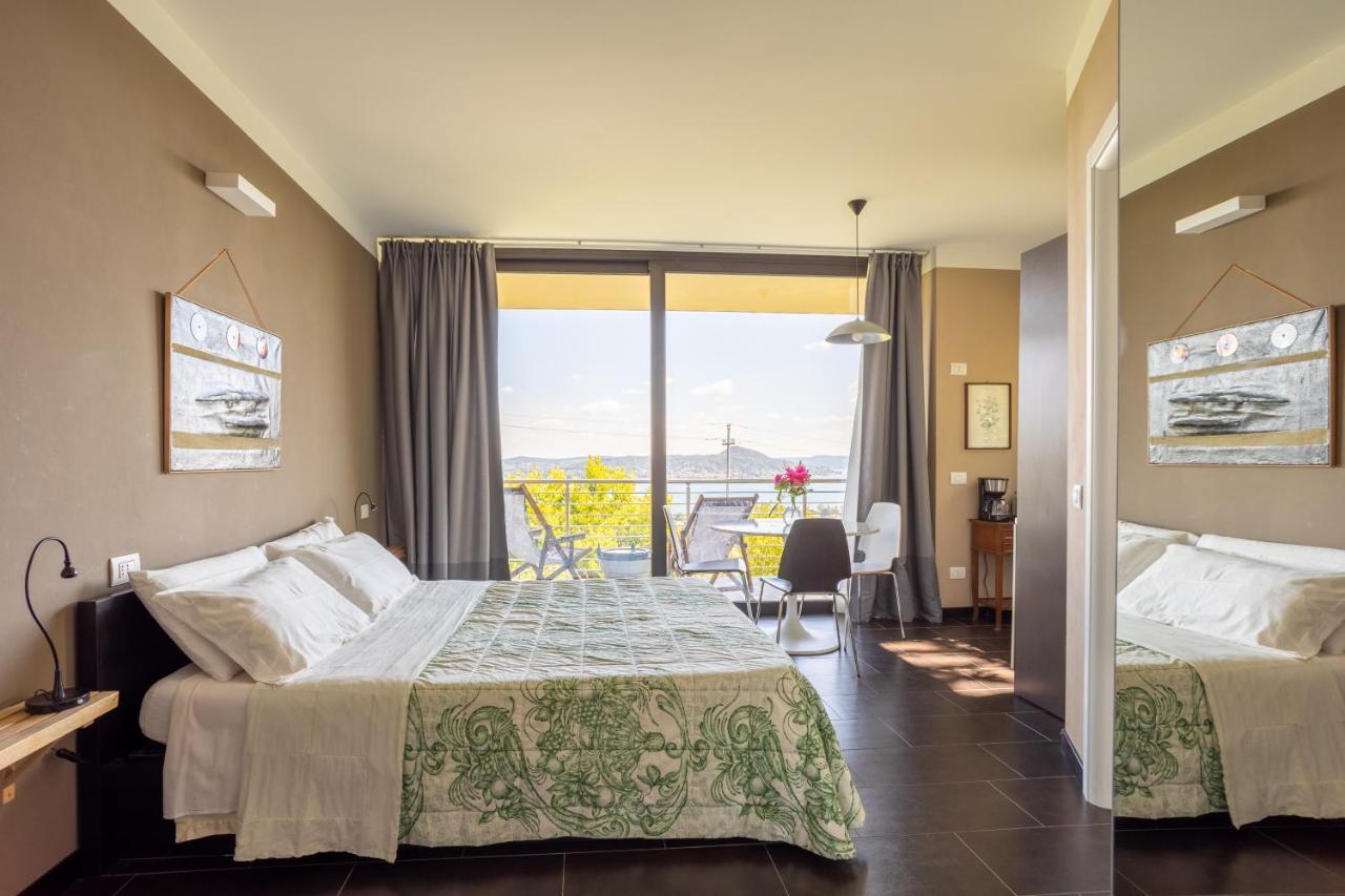 La Torretta Studios & Suite Леза Екстериор снимка