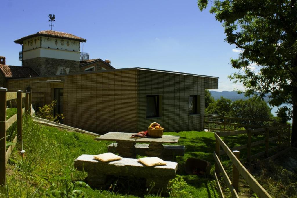 La Torretta Studios & Suite Леза Екстериор снимка
